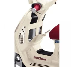 PEG PEREGO Vespa Scooter 12Volt 13 PEG PEREGO Vespa Scooter 12Volt -Baby Bonanza peg perego vespa scooter 12volt 3
