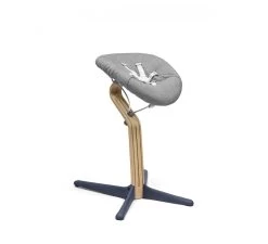 Stokke Nomi® Stoel - Navy/Oak 12 Stokke Nomi® Stoel - Navy/Oak -Baby Bonanza stokkeAR nomiAR stoel navy oak 2