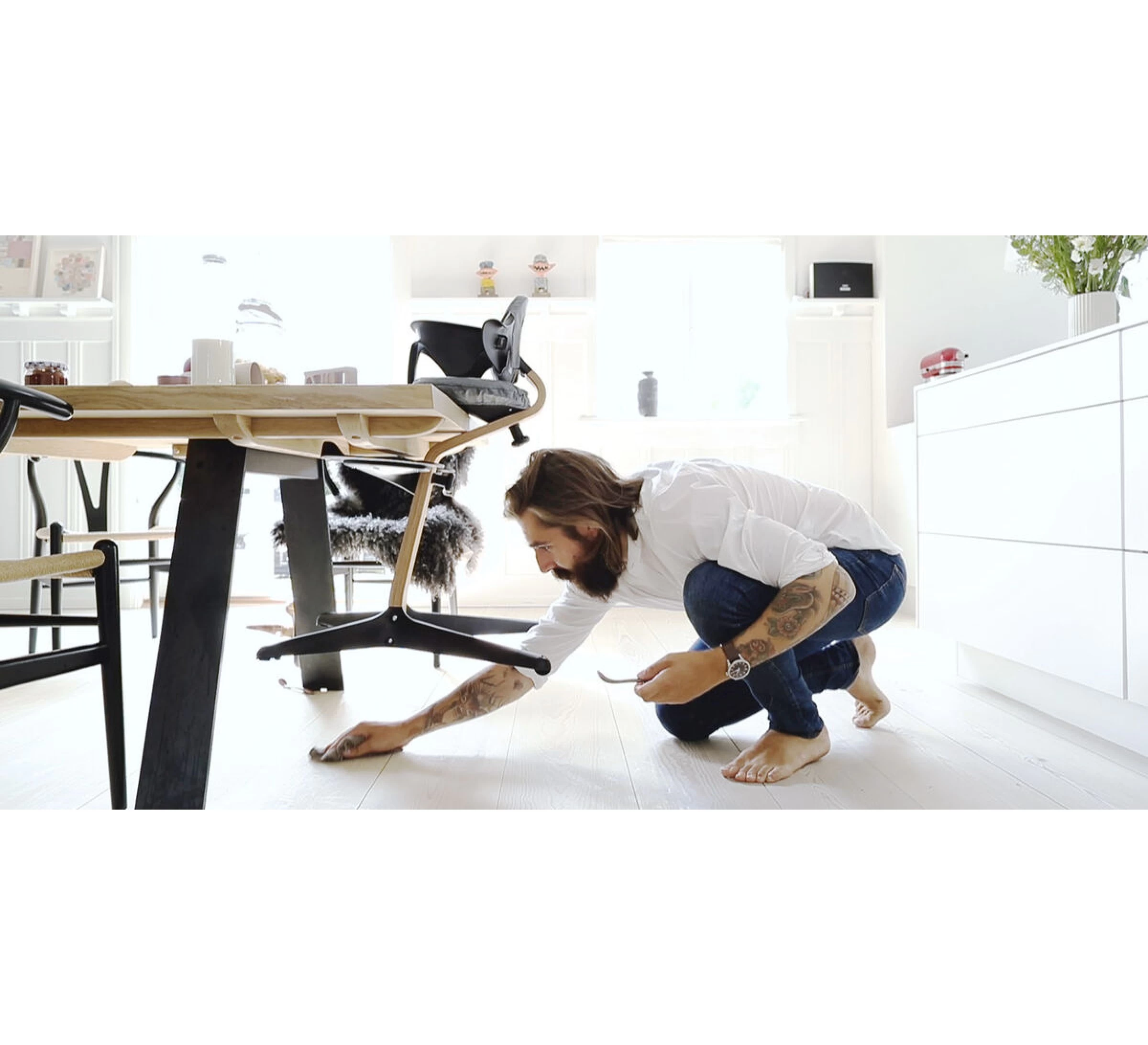 Stokke Nomi® Stoel - Navy/Oak 8 Stokke Nomi® Stoel - Navy/Oak - Afbeelding 6