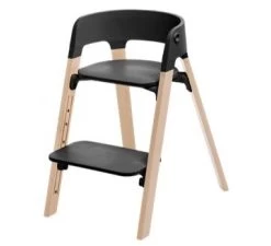 Stokke Steps™ Kinderstoel - Black Naturel